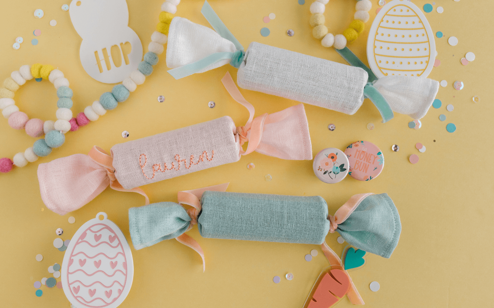 Add a festive touch to your Easter celebrations with our holiday poppers—reusable, customizable party crackers designed for joyful moments and sustainable fun.